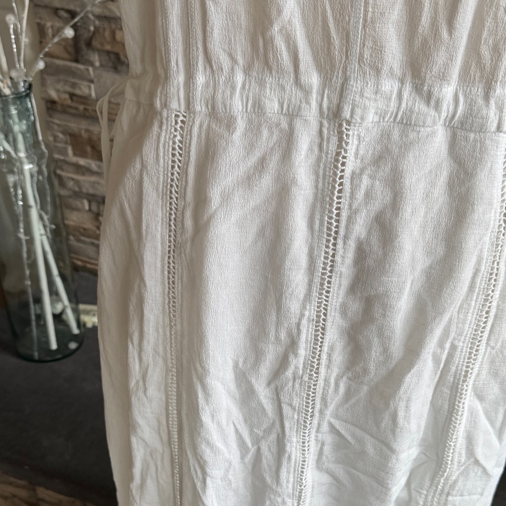 Bordeaux White Maxi Dress with Ruffle Sleeves - Picture 11 of 15